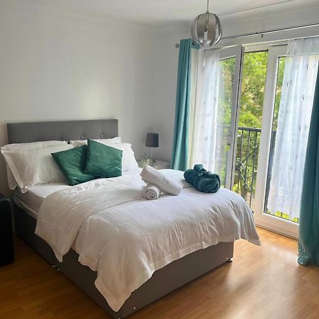 Luxury Rooms And An En-Suite Room With Free Wi-Fi Clarendon Way Colchester Eksteriør bilde