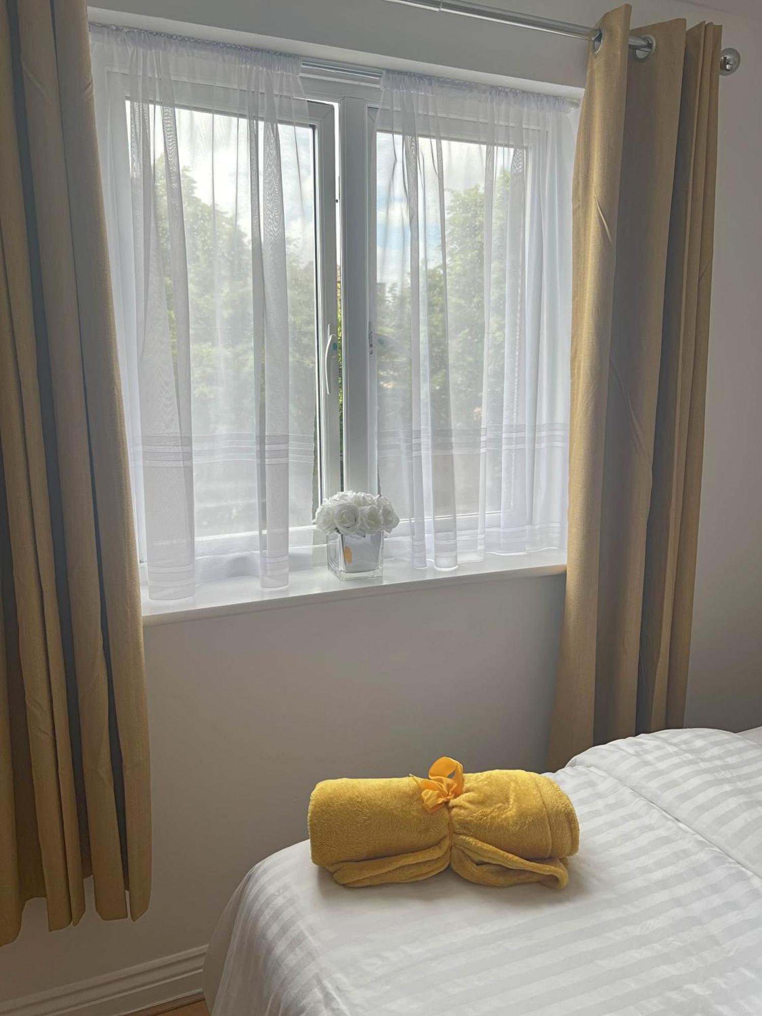 Luxury Rooms And An En-Suite Room With Free Wi-Fi Clarendon Way Colchester Eksteriør bilde