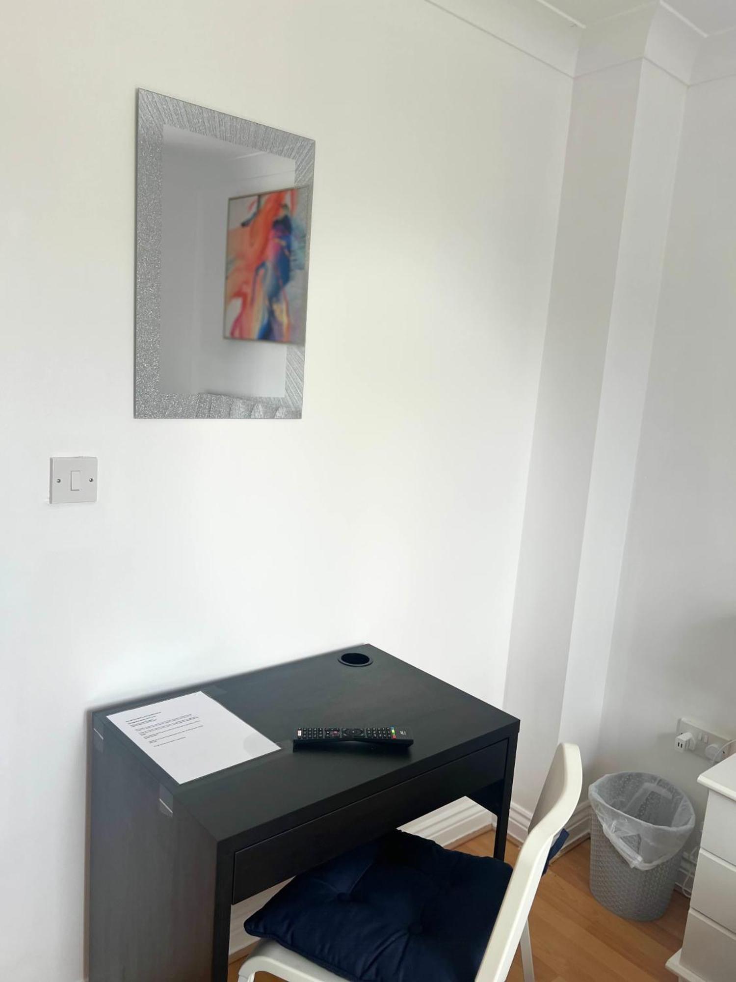 Luxury Rooms And An En-Suite Room With Free Wi-Fi Clarendon Way Colchester Eksteriør bilde