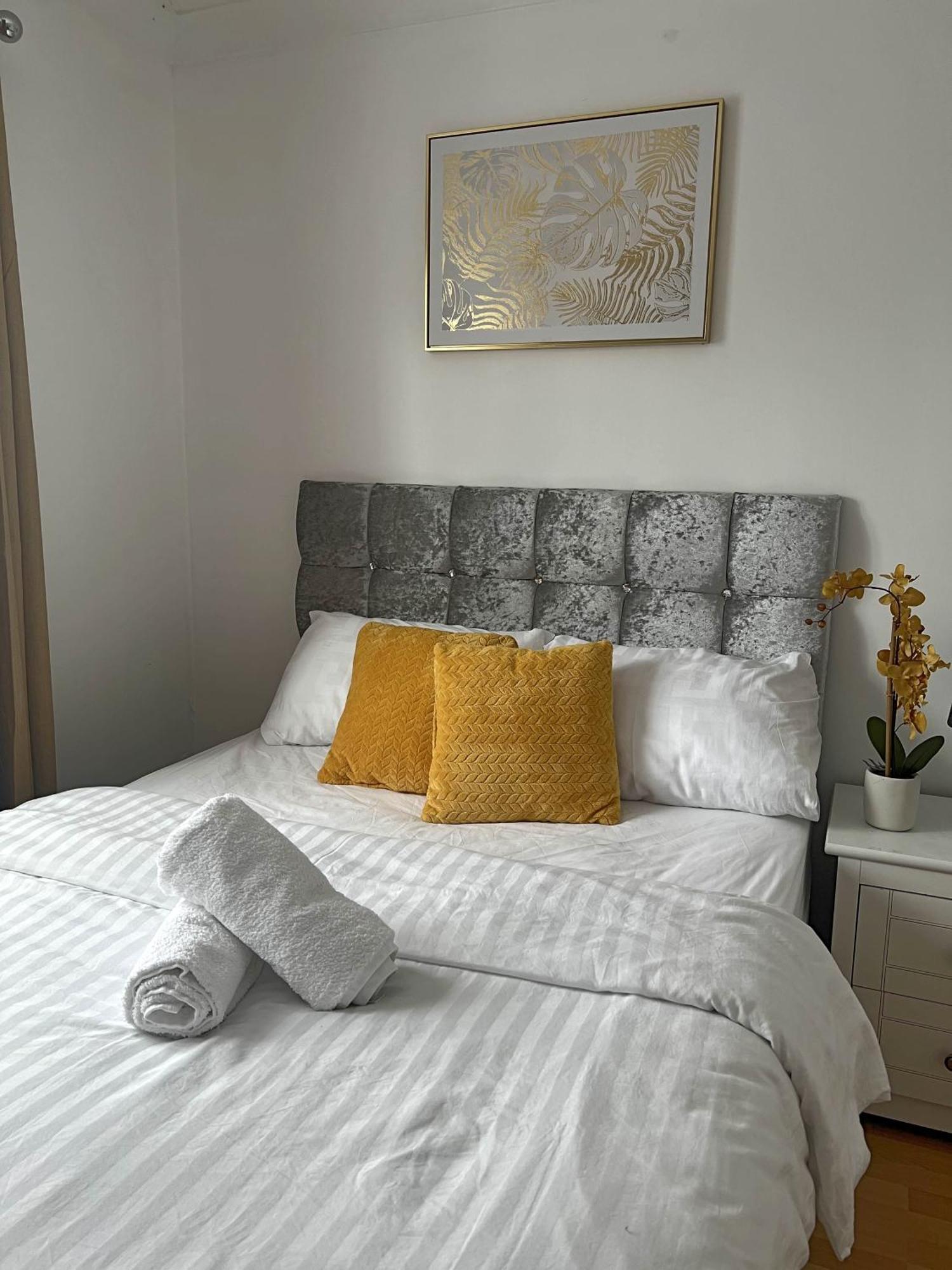Luxury Rooms And An En-Suite Room With Free Wi-Fi Clarendon Way Colchester Eksteriør bilde